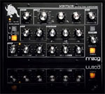 Басовый синтезатор Moog Minitaur